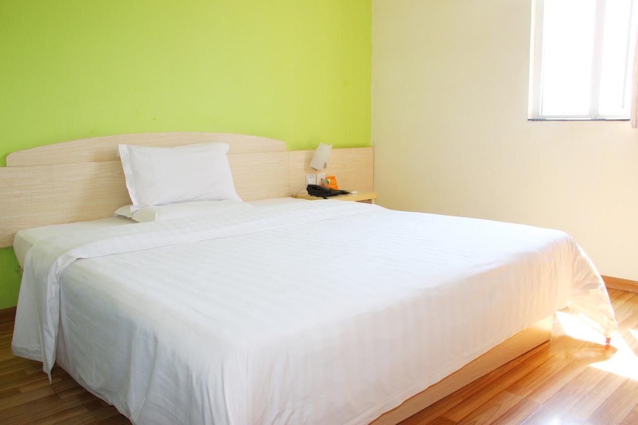 7Days Inn Foshan Shunde Ronggui Xiao Huangpu Exterior foto